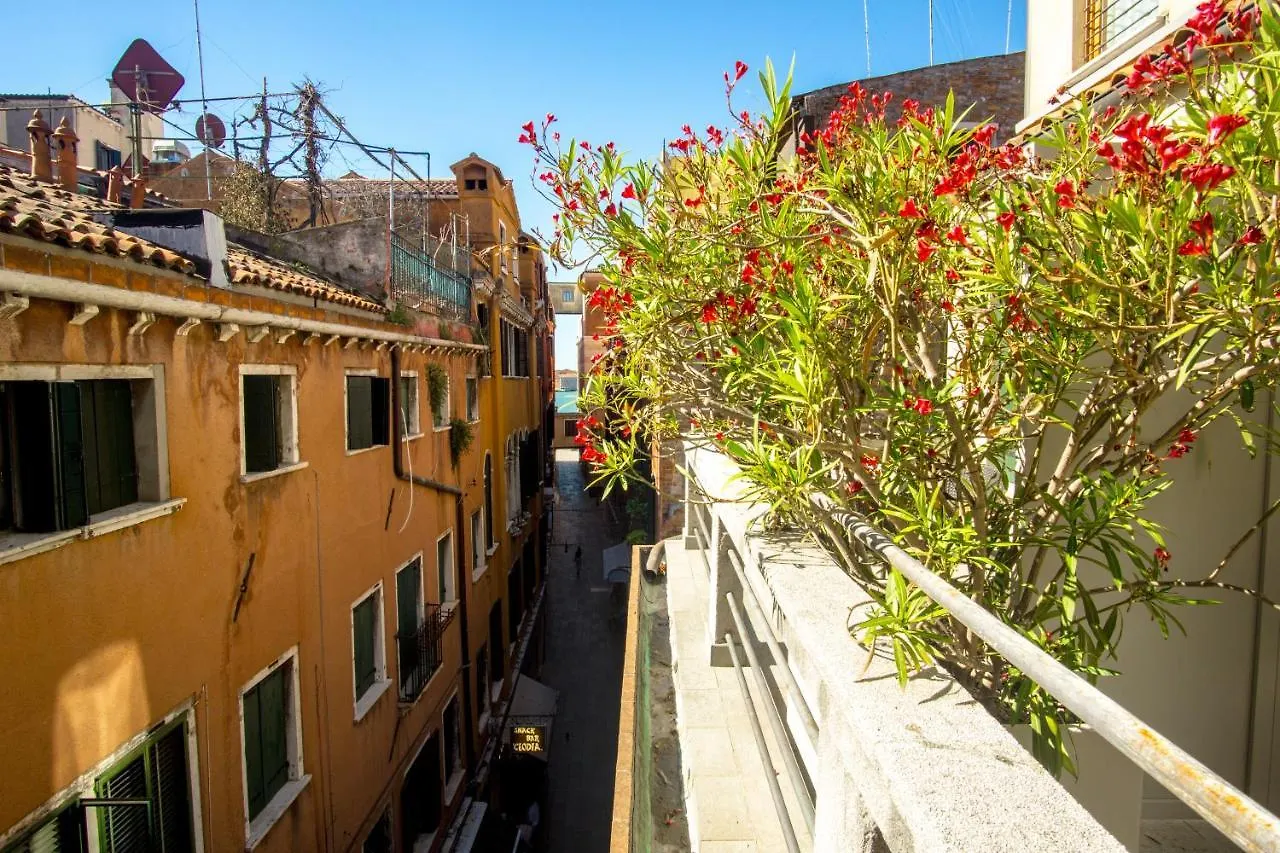Hotel Antigo Trovatore Venice