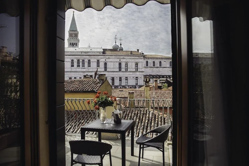 Hotel Antigo Trovatore Venise