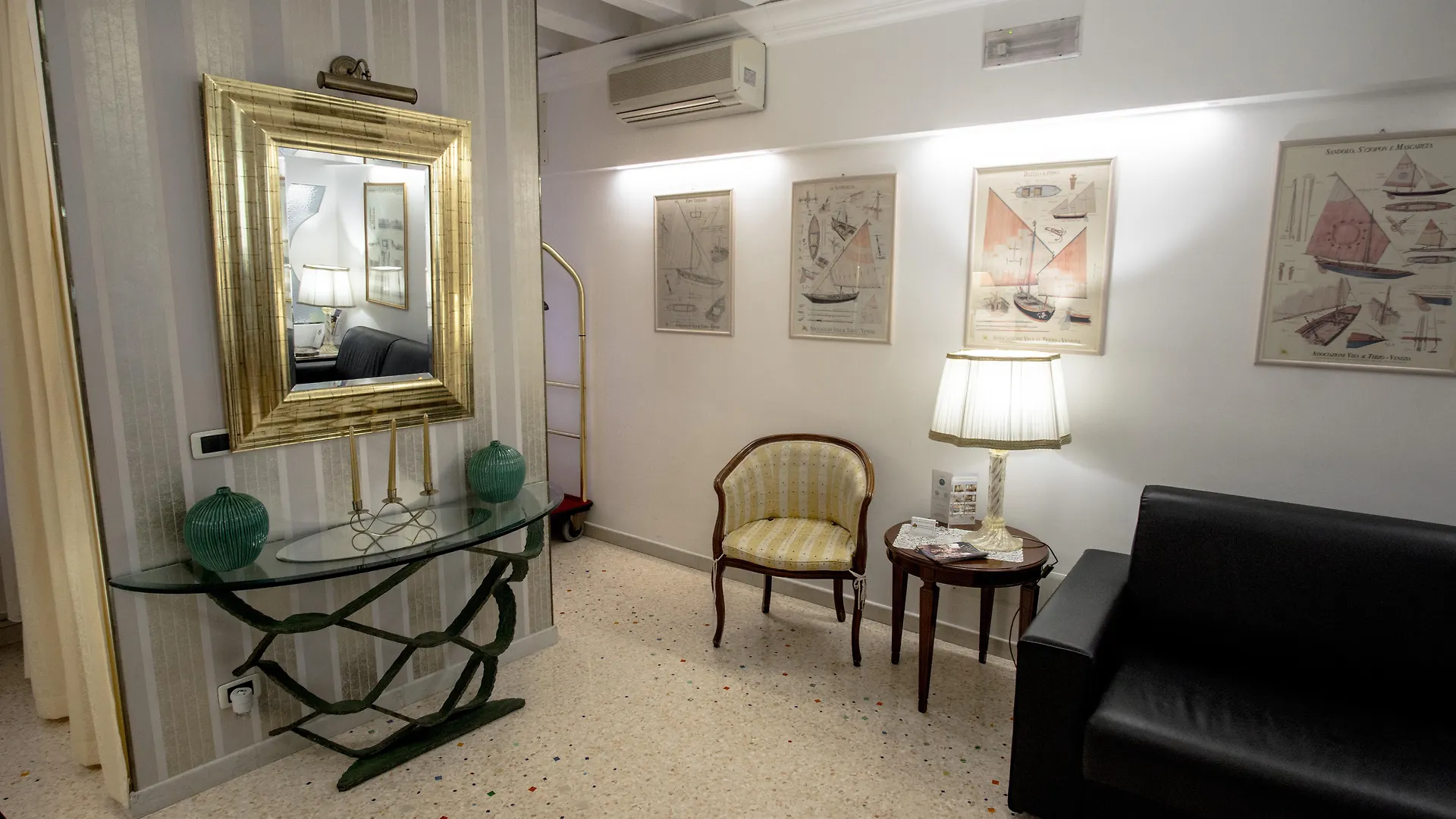 Hotel Antigo Trovatore Venise