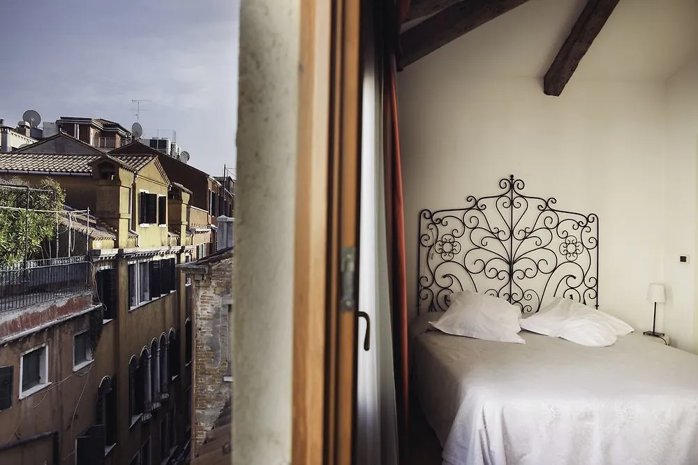 Hotel Antigo Trovatore Venise